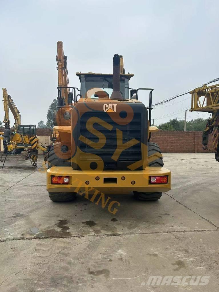 CAT 950 GC Фронтальні навантажувачі