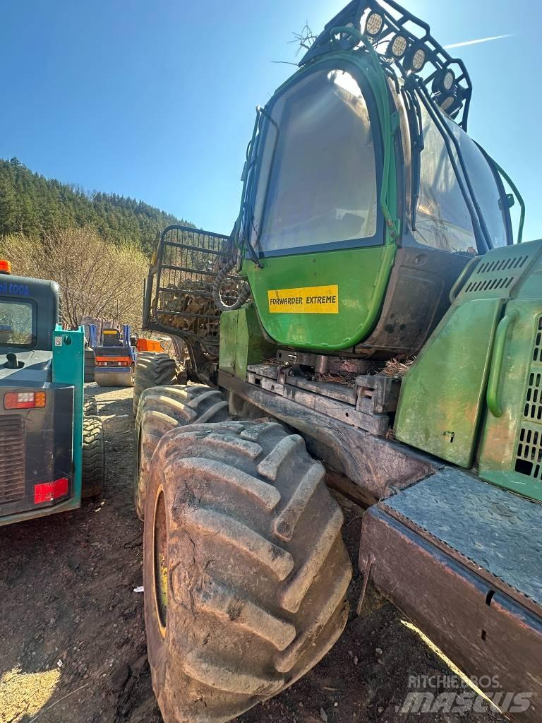John Deere 810 E Форвардери