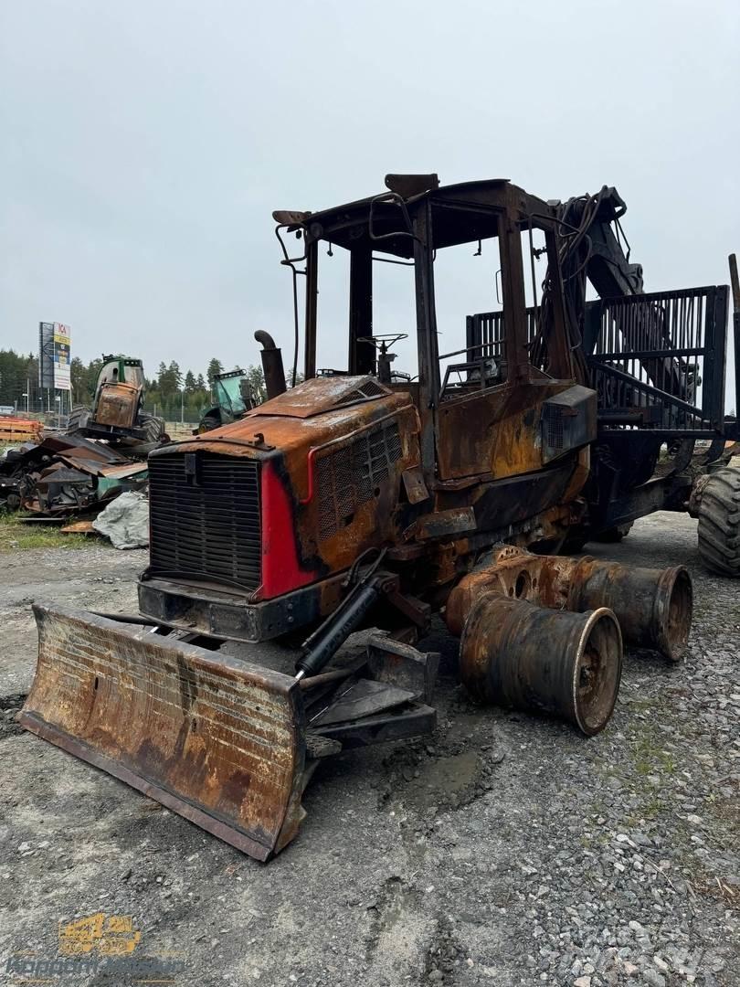 Komatsu 840TX Форвардери