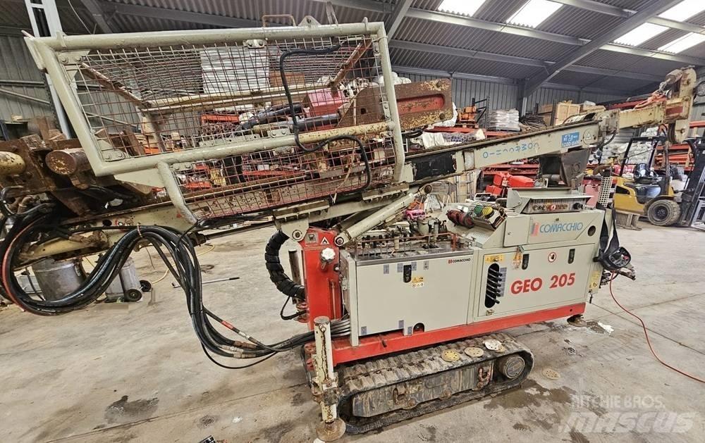 Comacchio GEO 205 Стаціонарні бурові установки