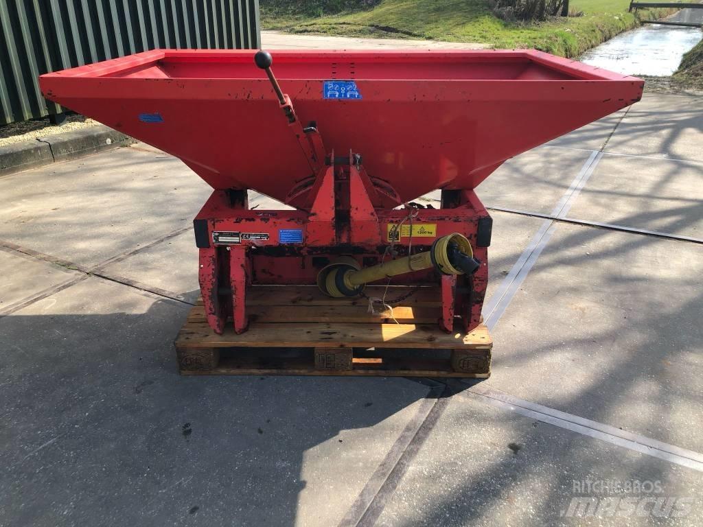 Kuhn MDS 701 Розсіювач мінеральних добрив