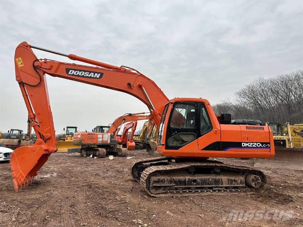 Doosan DH220-7 Гусеничні екскаватори