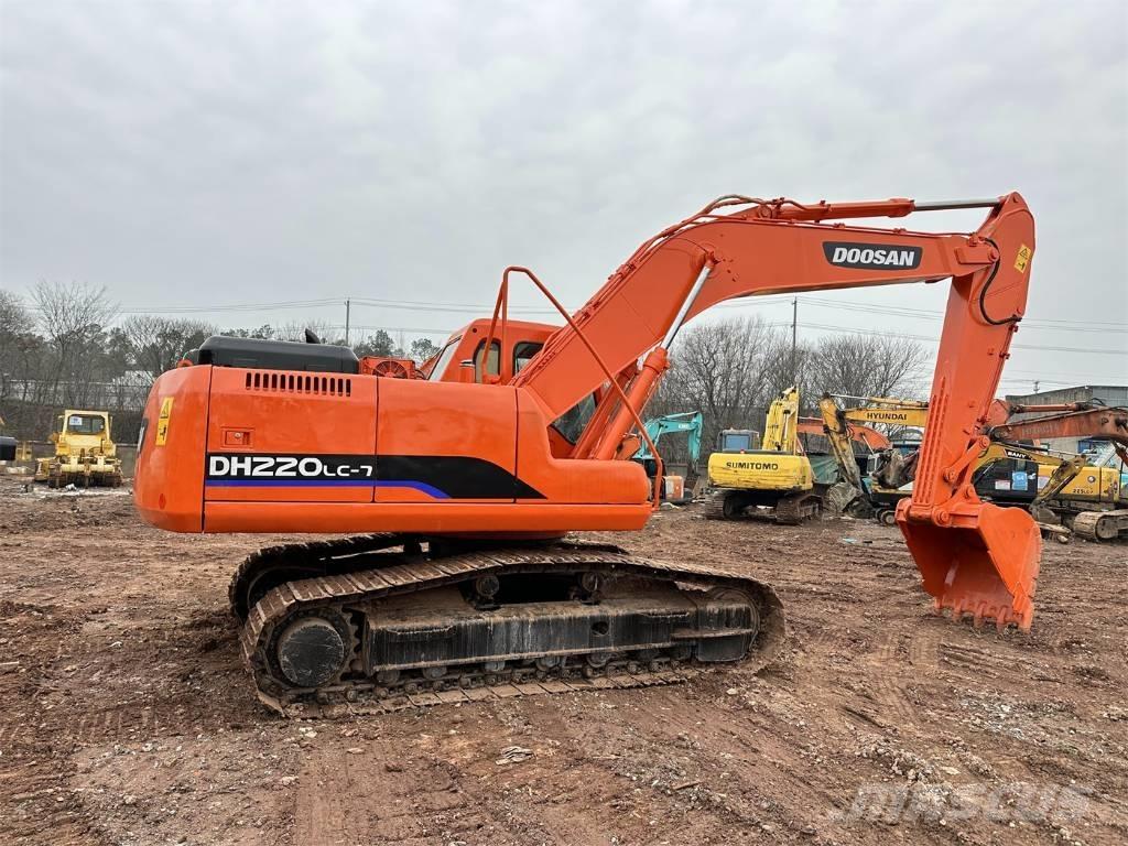 Doosan DH220-7 Гусеничні екскаватори