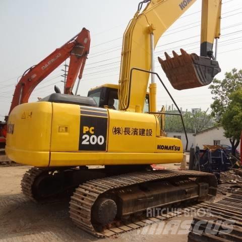 Komatsu pc200-7 Гусеничні екскаватори