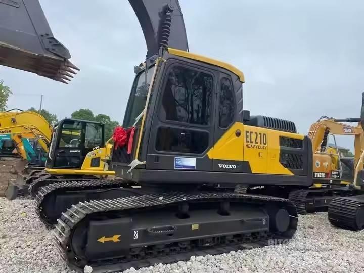 Volvo EC 210 Гусеничні екскаватори