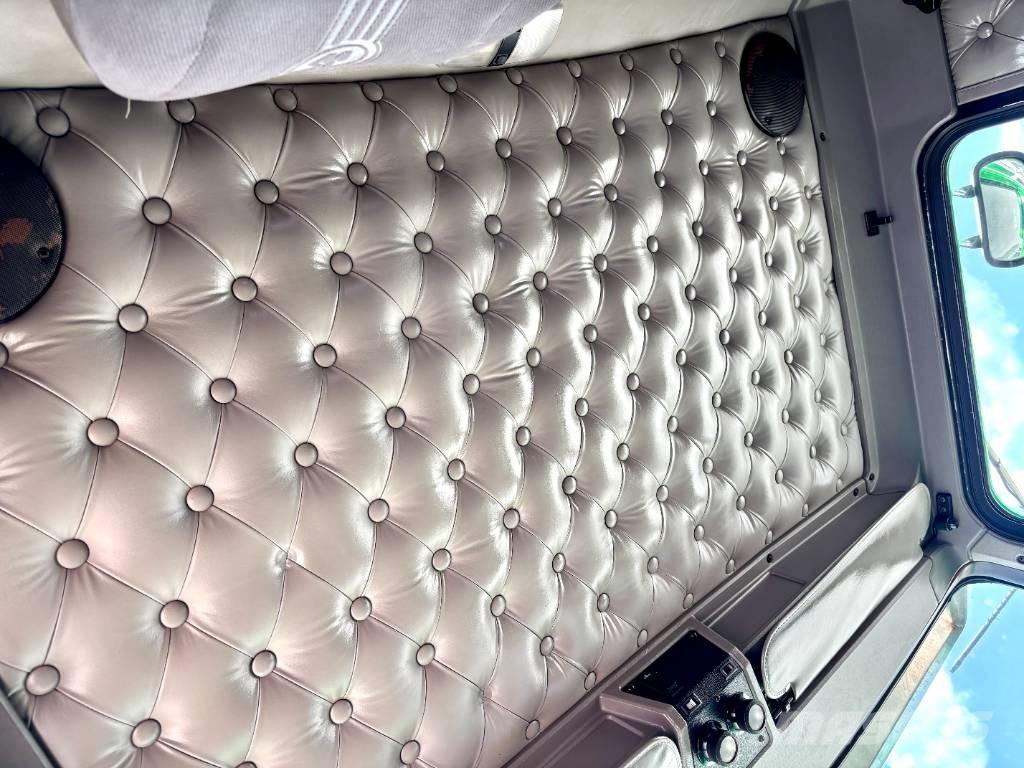 Kenworth W 900 Тягачі