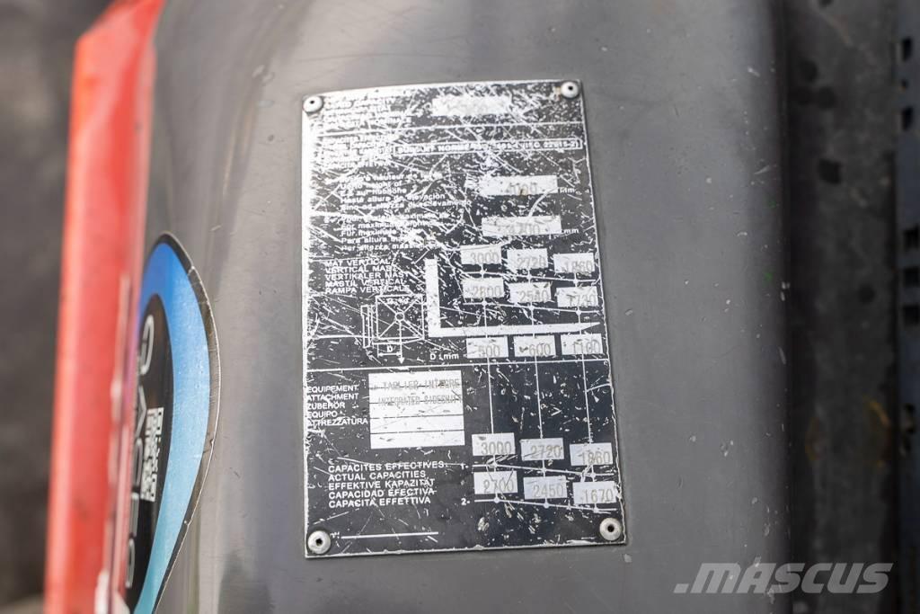 Manitou MI 30 D Дизельні навантажувачі