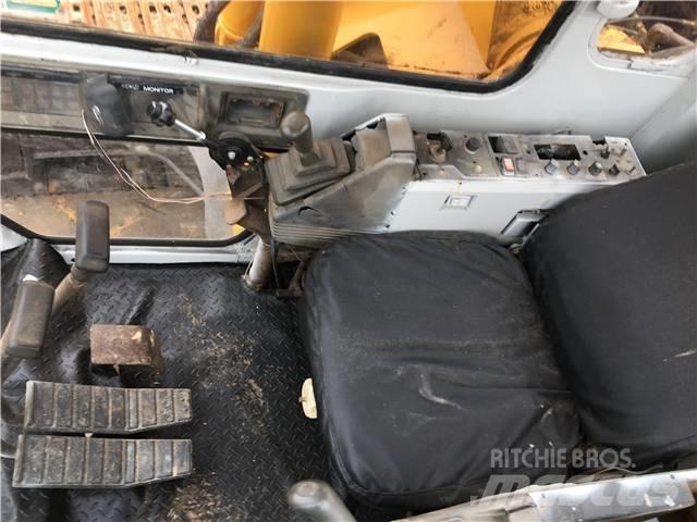 Sumitomo S280 Гусеничні екскаватори