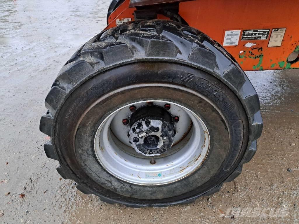 JLG 460 SJ Телескопічні підйомники