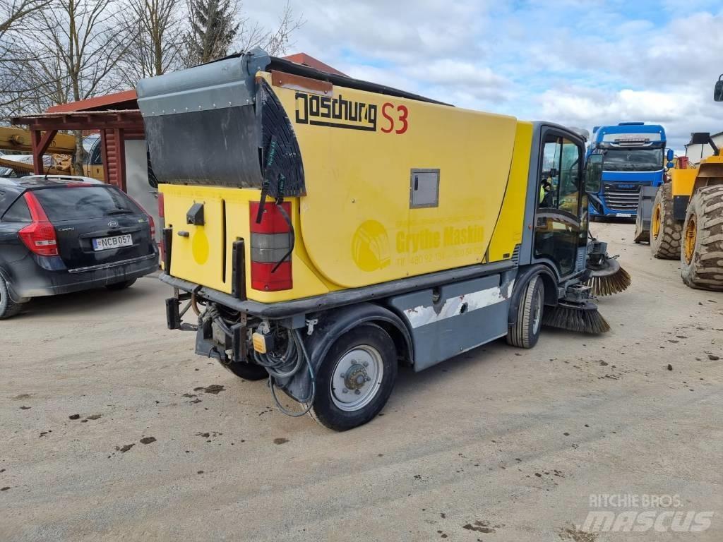 Boschung S-3 Підмітальні машини