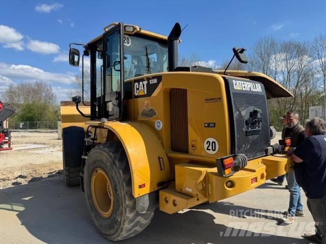 CAT 930 H Фронтальні навантажувачі