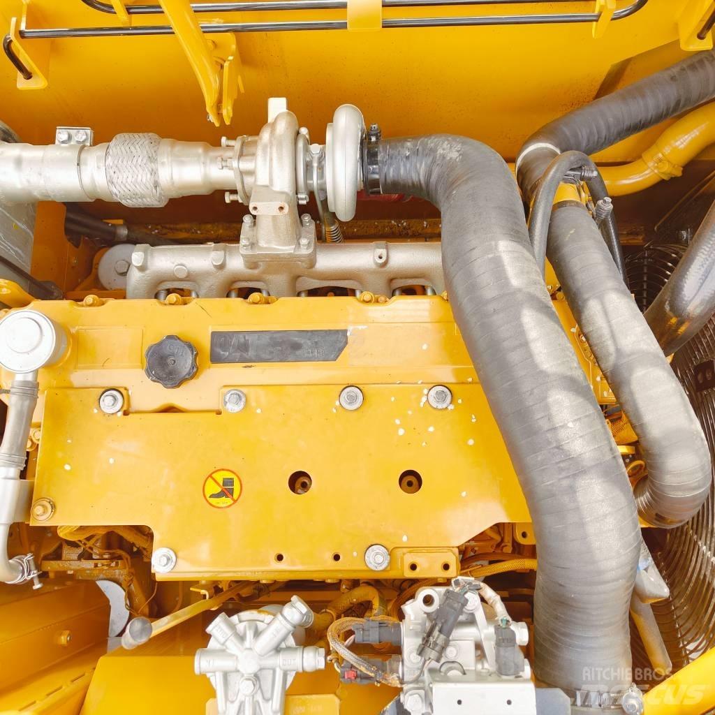 CAT 320D Гусеничні екскаватори