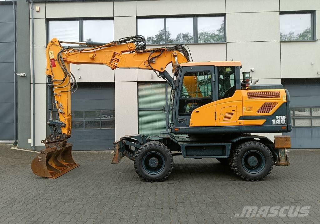 Hyundai HW140 Колісні екскаватори
