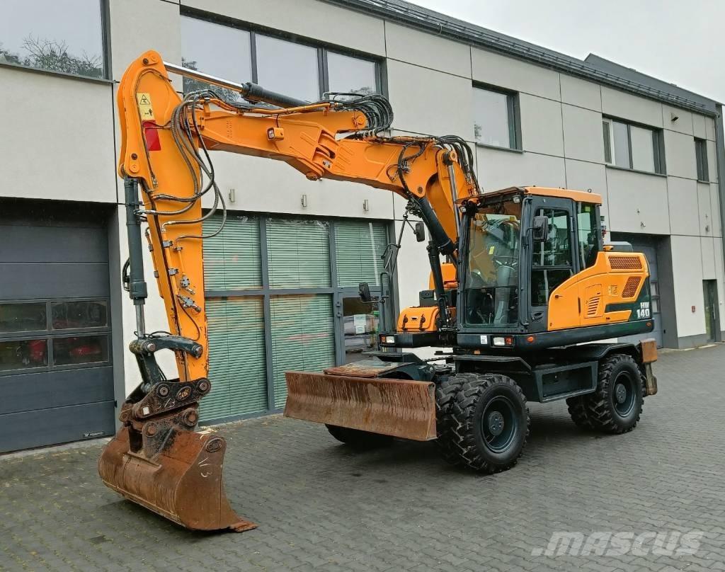 Hyundai HW140 Колісні екскаватори