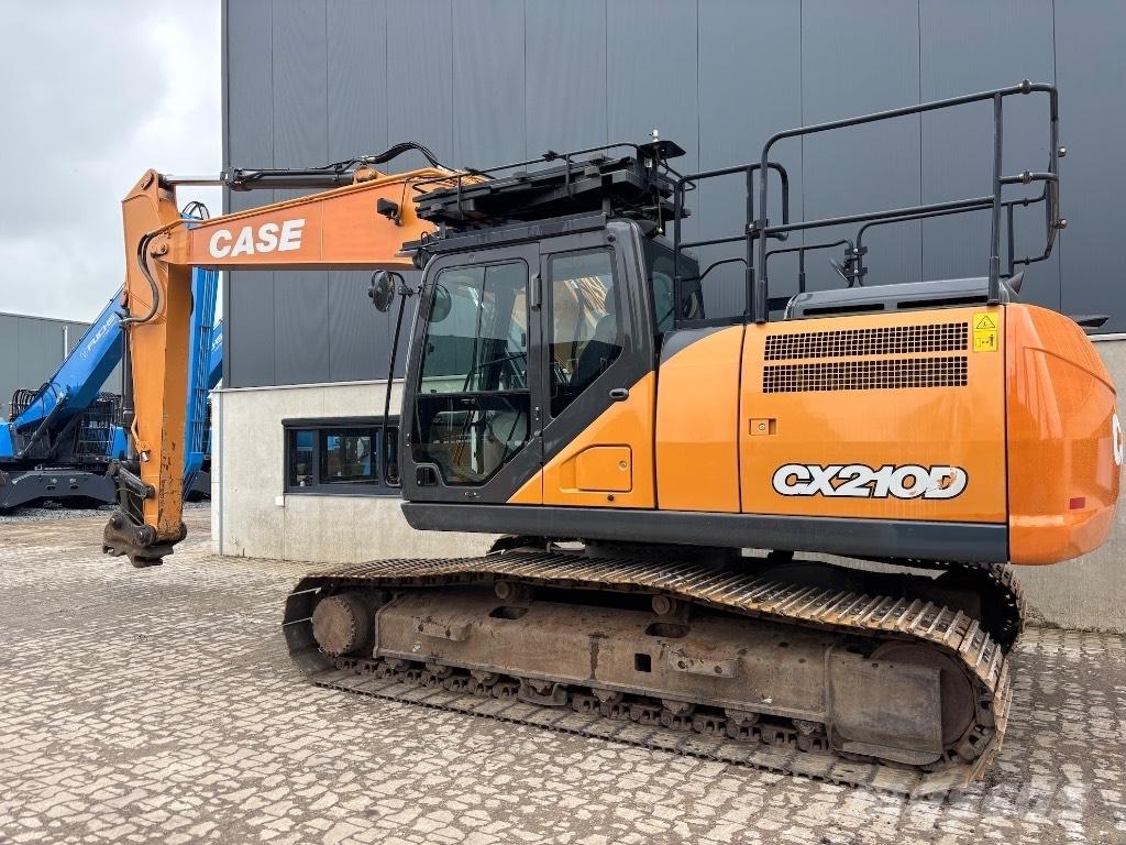 CASE CX 210 D Гусеничні екскаватори
