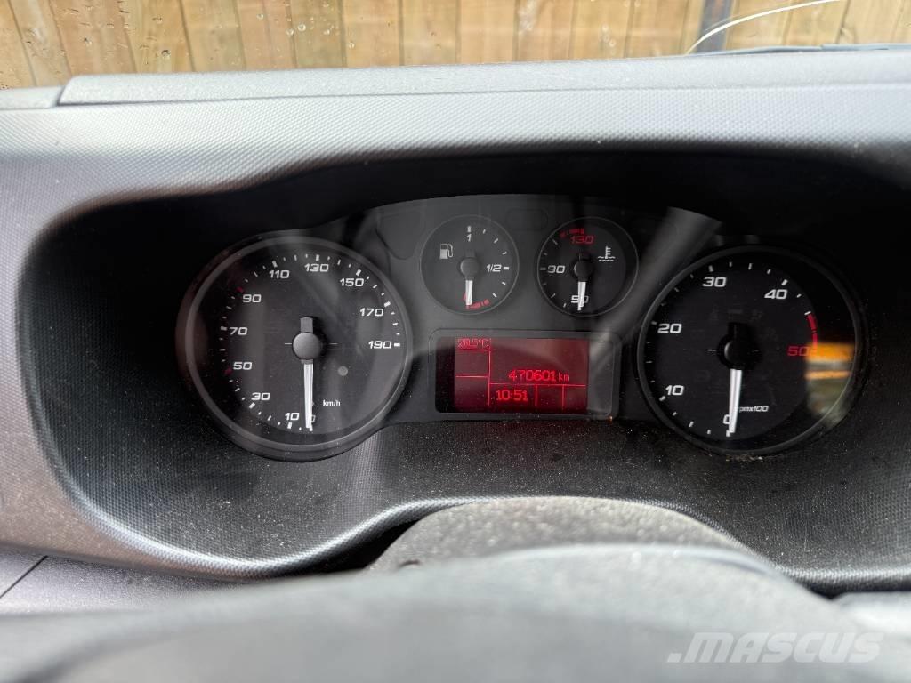 Iveco Daily Пікапи / Бічне розвантаження