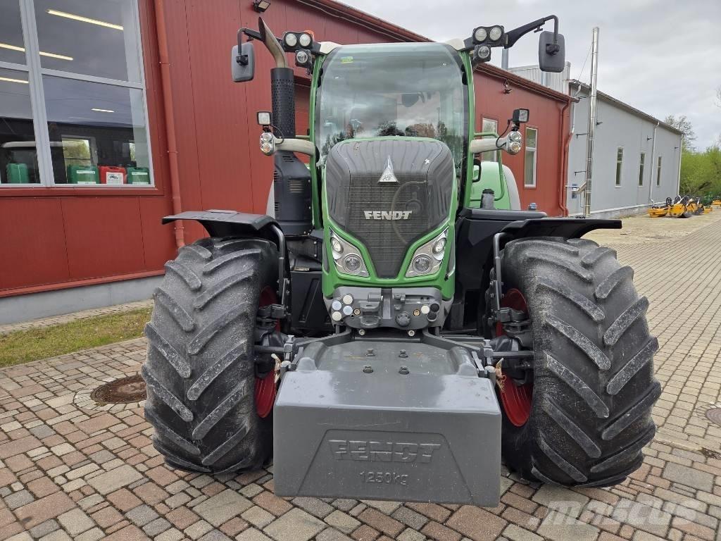 Fendt 724 Profi Трактори