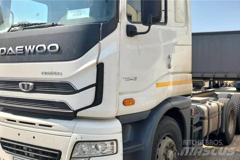 Daewoo KL3TX Вантажівки / спеціальні