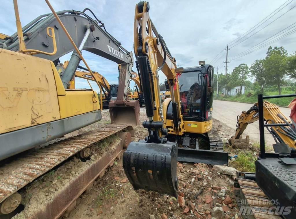 CAT 303.5 E Міні-екскаватори < 7т