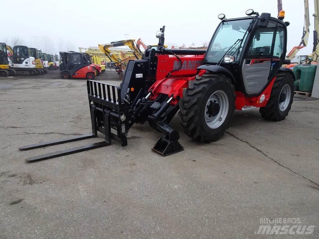 Manitou MT1033 Телескопічні навантажувачі