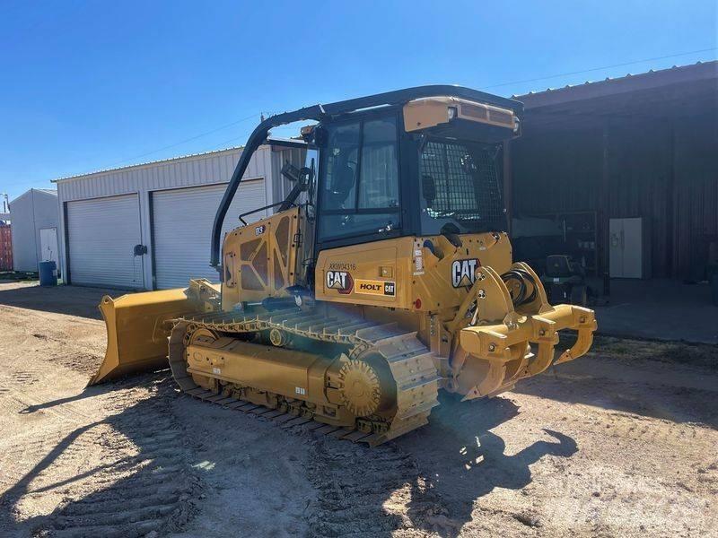 CAT D 3 Гусеничні бульдозери