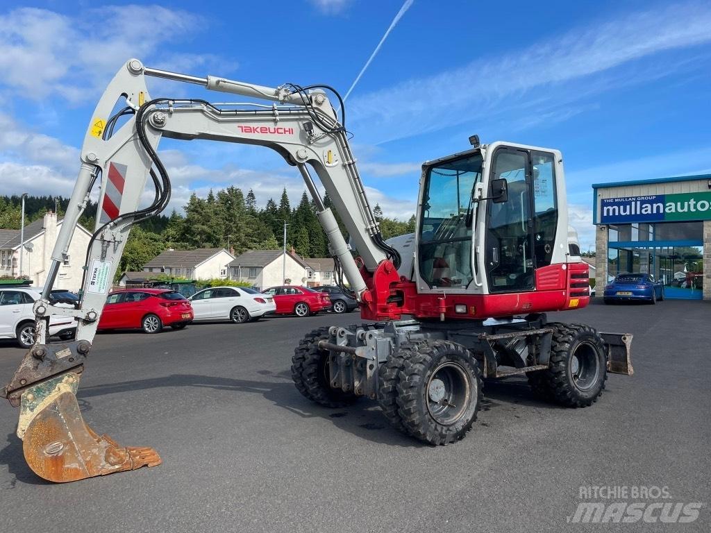Takeuchi TB295W Колісні екскаватори