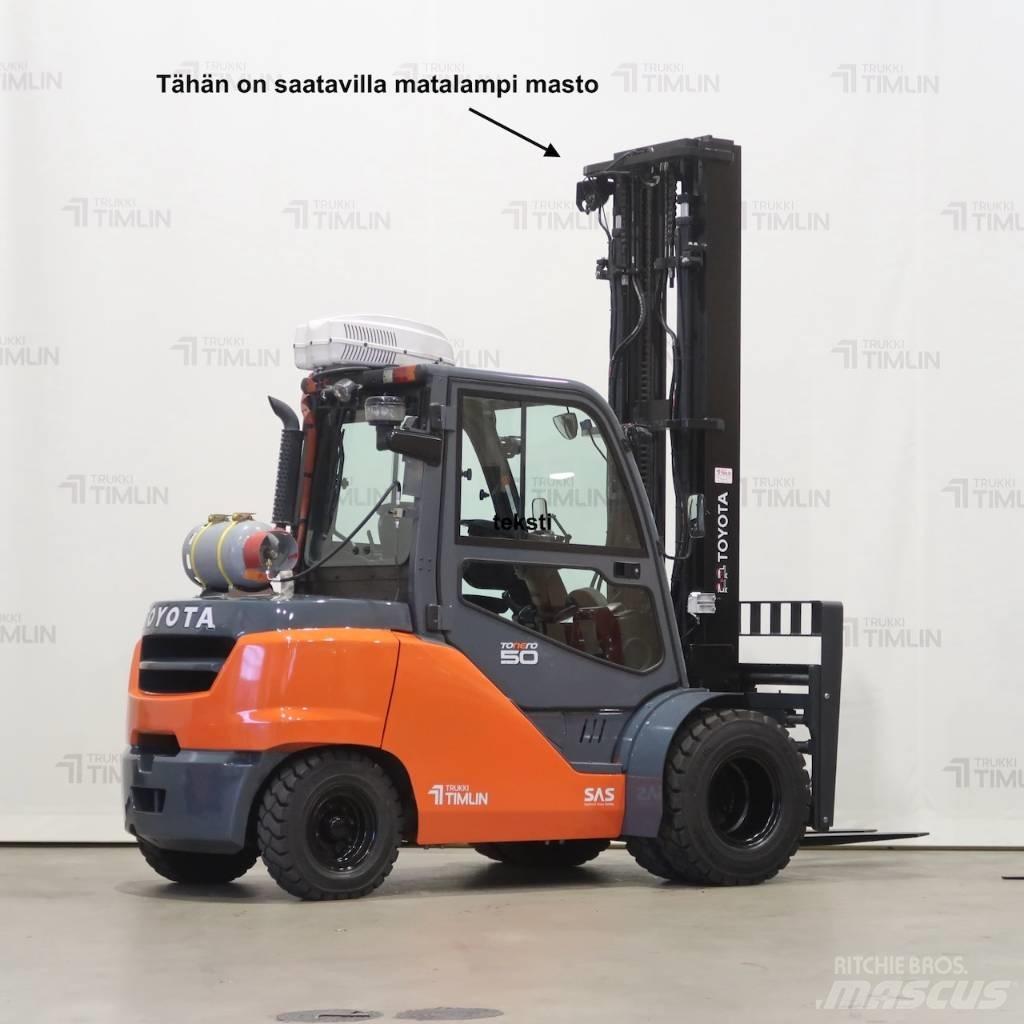 Toyota 8FG50N Газові навантажувачі