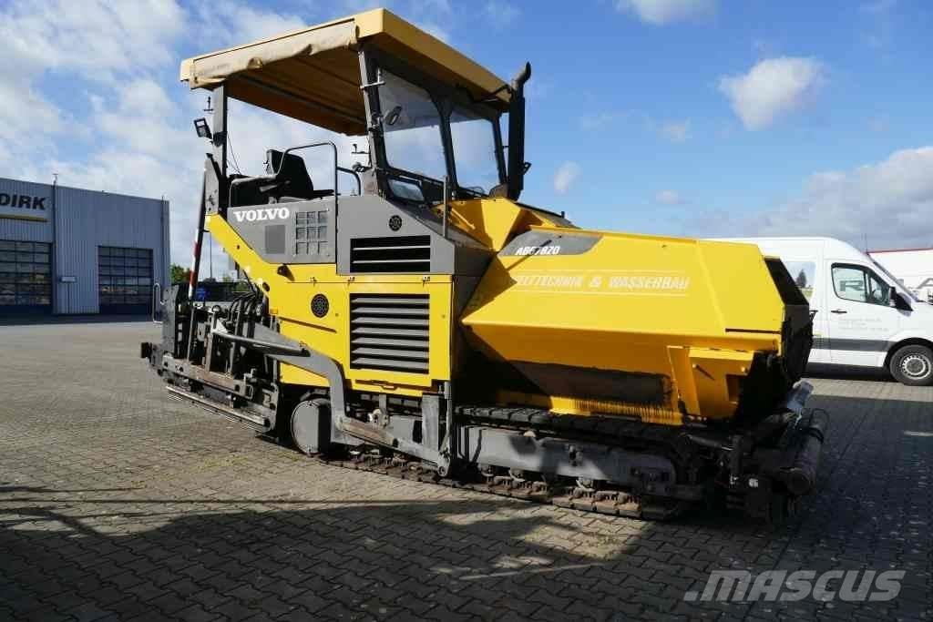 Volvo ABG 7820 Асфальтовкладачі