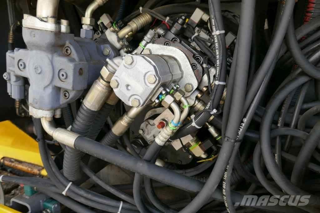 Volvo ABG 7820 Асфальтовкладачі