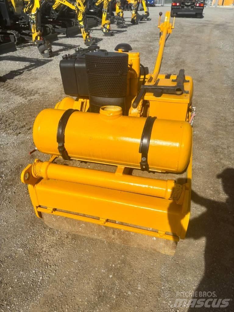 Bomag BW 75 S Котки тротуарні