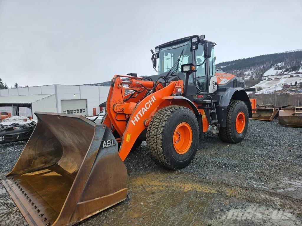 Hitachi ZW 180-6 Фронтальні навантажувачі