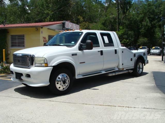 Ford F550 Вантажівки-платформи/бокове розвантаження