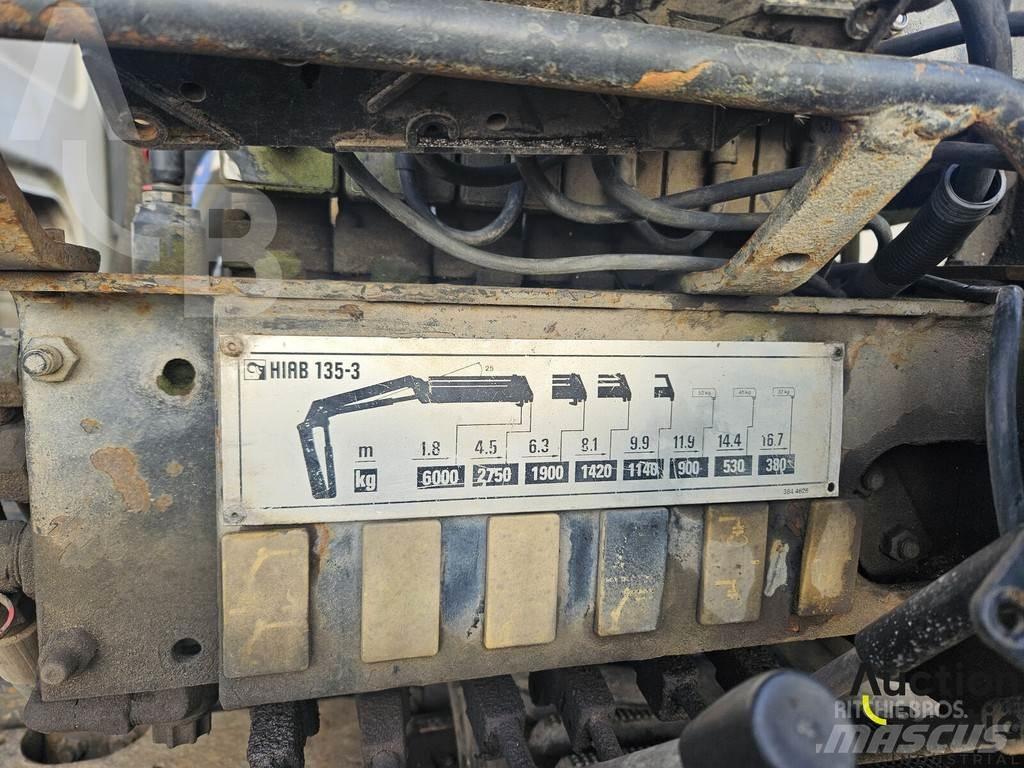 Volvo FE320 Вантажівки з гаковим підйомом