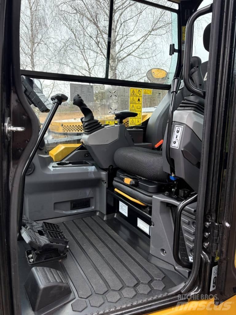 CAT 306 Міні-екскаватори < 7т