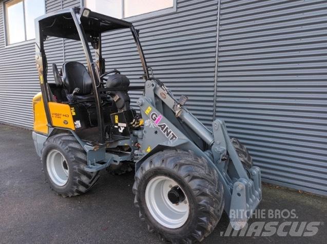 GiANT v452t hd x-tra Малі навантажувачі