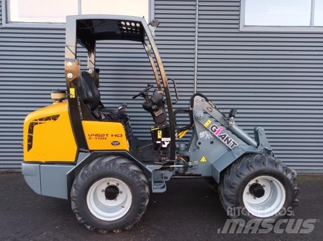 GiANT v452t hd x-tra Малі навантажувачі