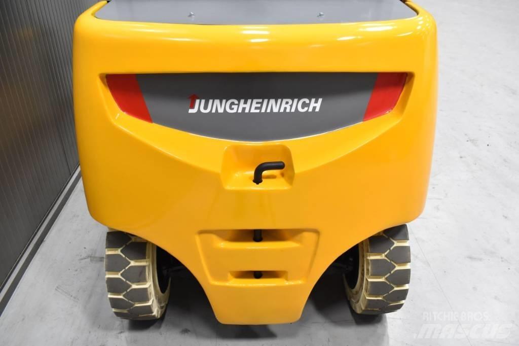 Jungheinrich EFG 540 Електронавантажувачі