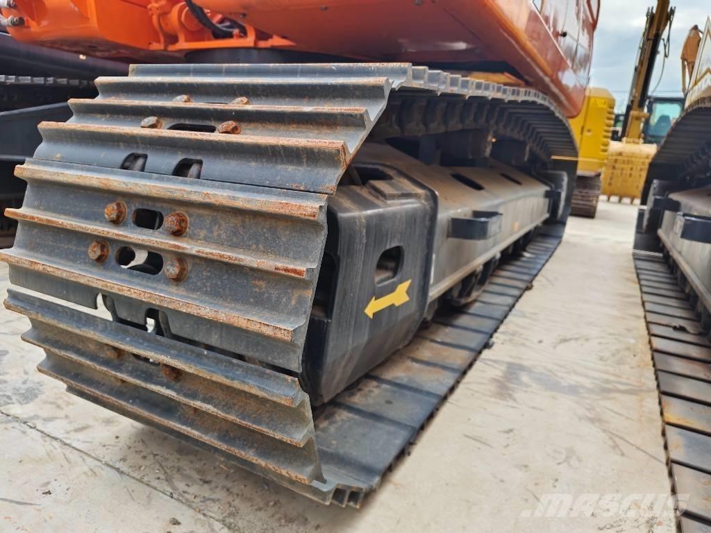 Doosan DX225LC-9C Гусеничні екскаватори