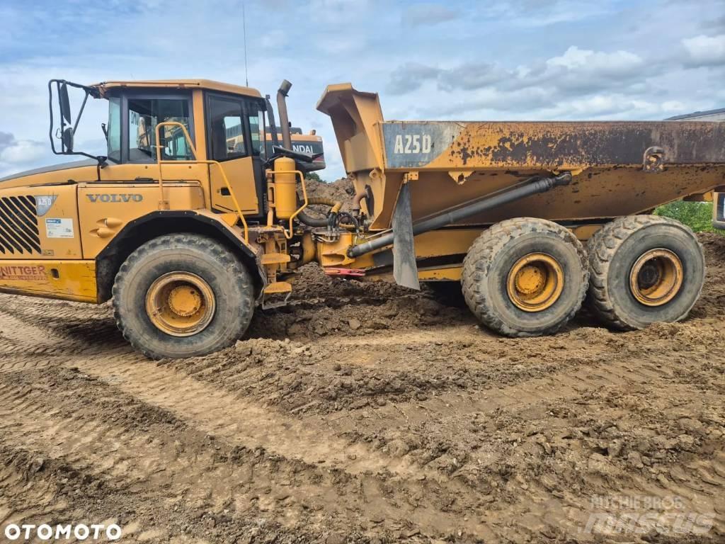 Volvo A 25 D Зчленовані самоскиди