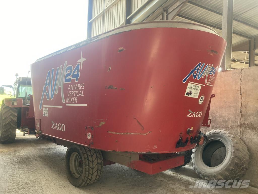 Trioliet AVM 24 Кормороздавачі