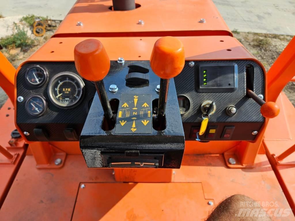 Ditch Witch HT 150 Канавокопачі