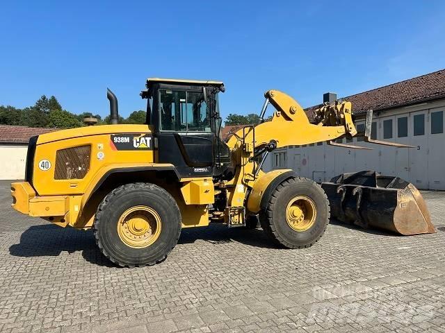 CAT 938 M Фронтальні навантажувачі