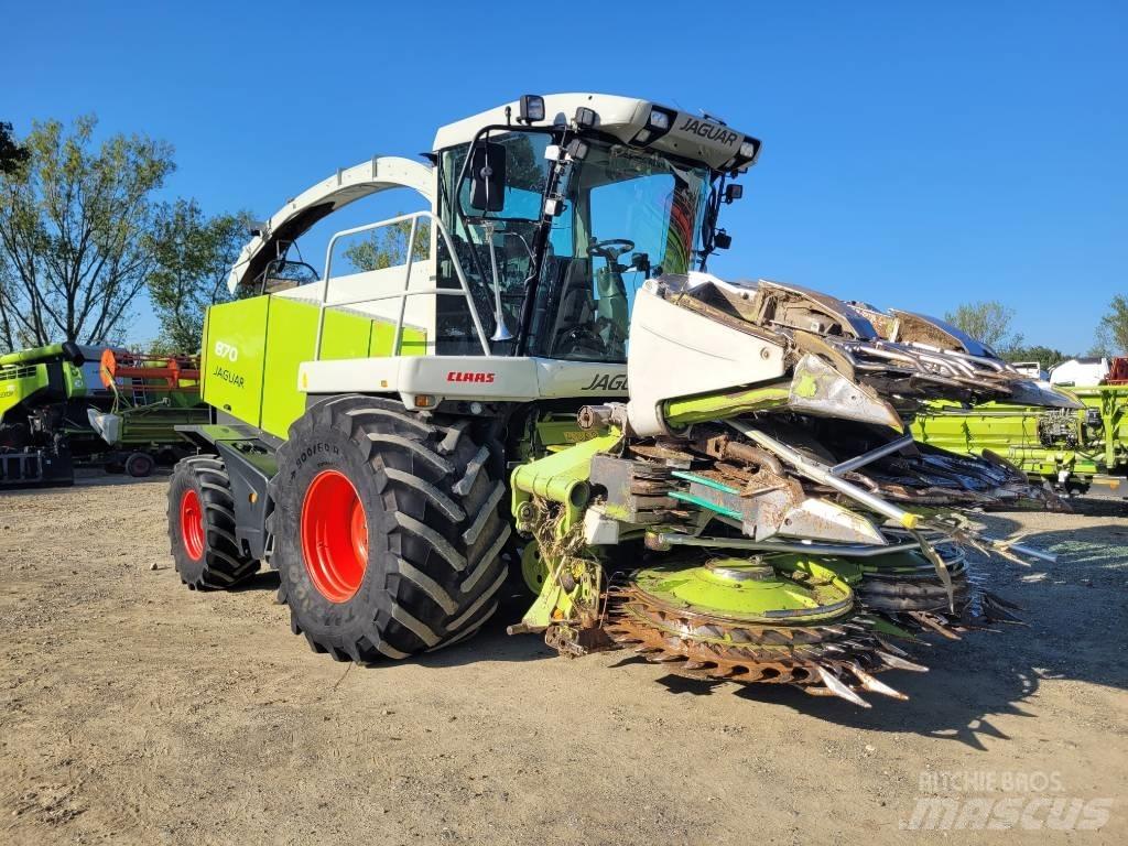 CLAAS Jaguar 870 Кормозбиральні комбайни