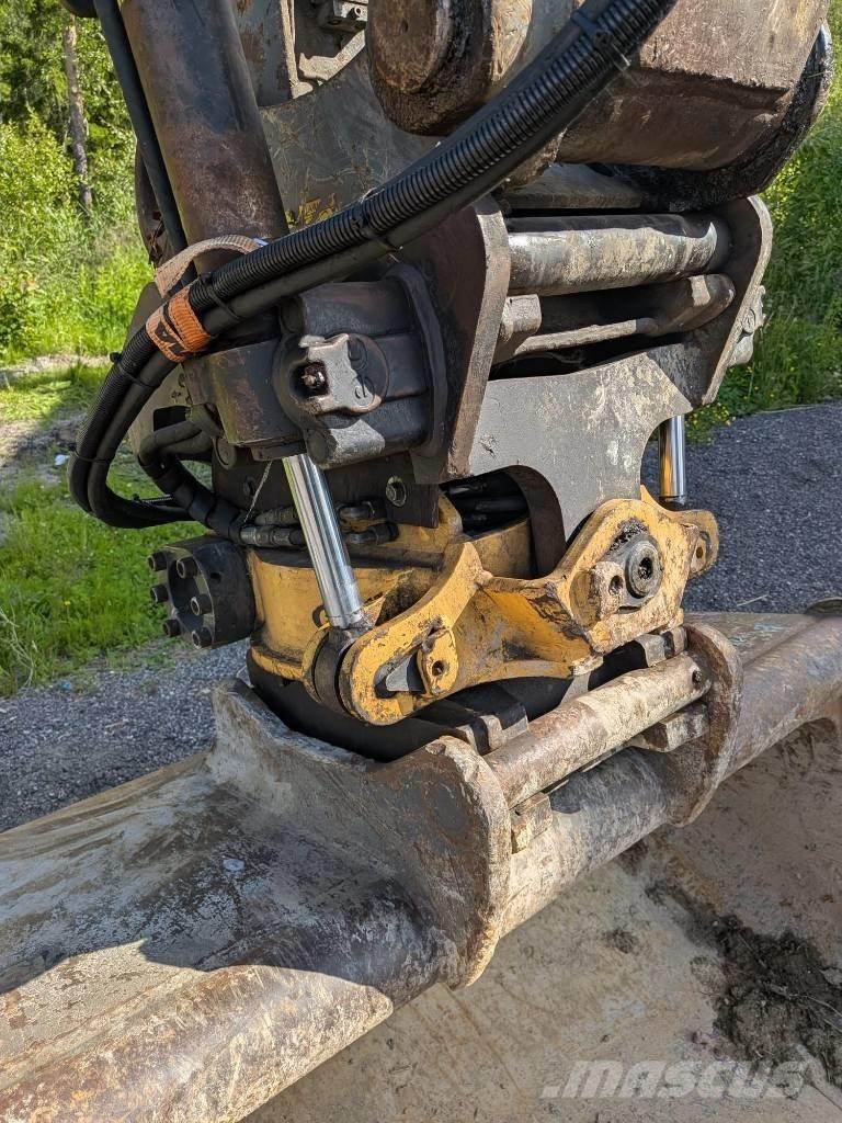 Volvo EC 140 C L Гусеничні екскаватори