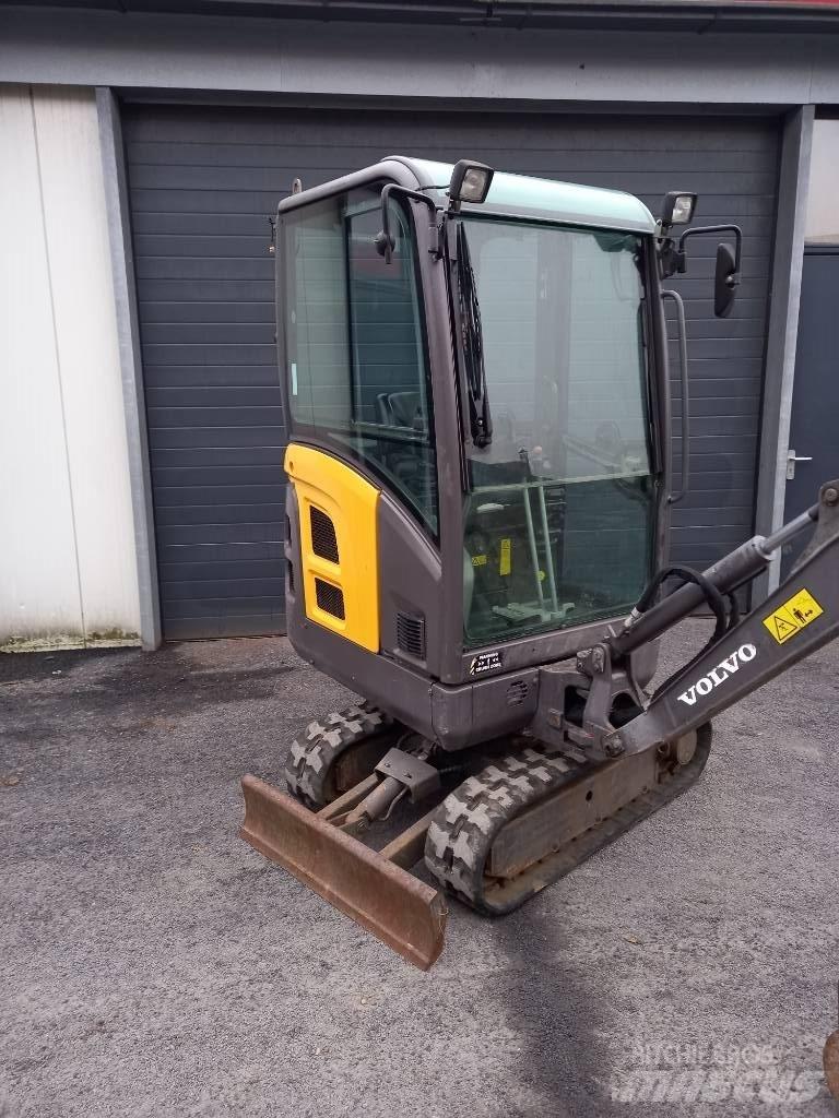 Volvo EC 15 Міні-екскаватори < 7т