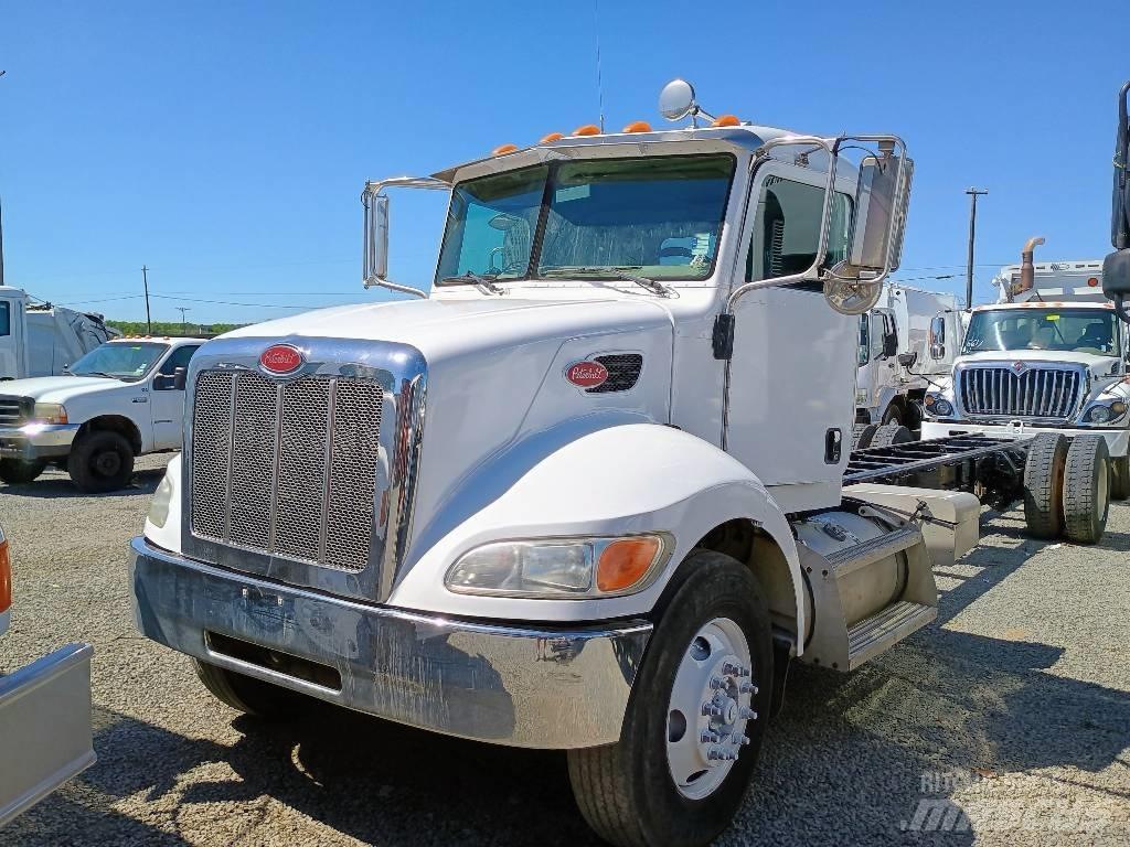 Peterbilt 335 Сміттєвози