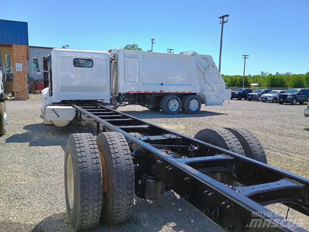 Peterbilt 335 Сміттєвози