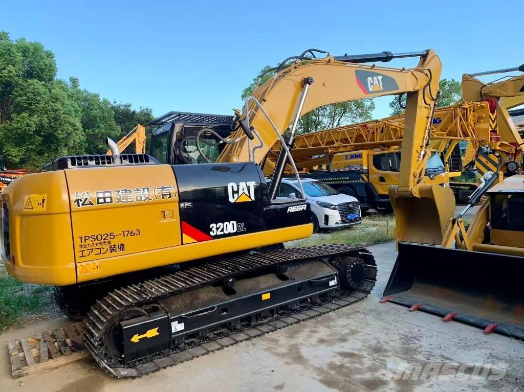 CAT 320 D Гусеничні екскаватори