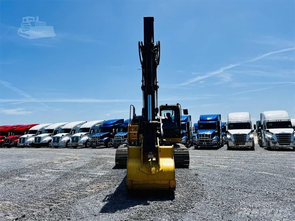 DEERE 210G LC Гусеничні екскаватори