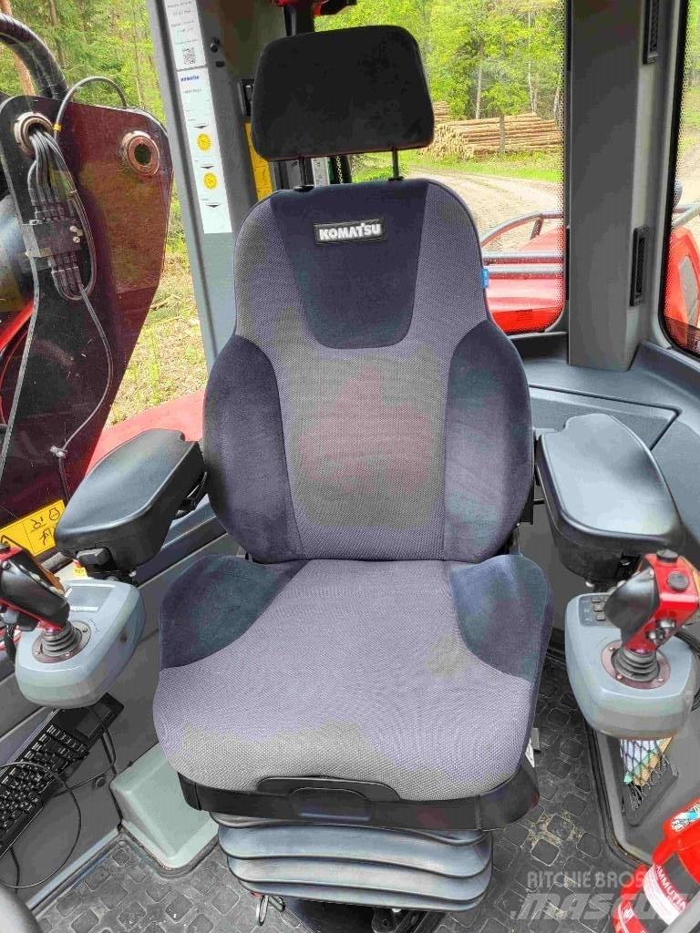 Komatsu 931 XC Харвестери
